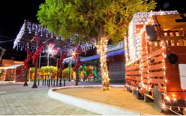 Prefeitura Municipal de Jaguaribe, em parceria com o Projeto Reciclar, realiza a 7ª edição do Natal de Amor e Luz