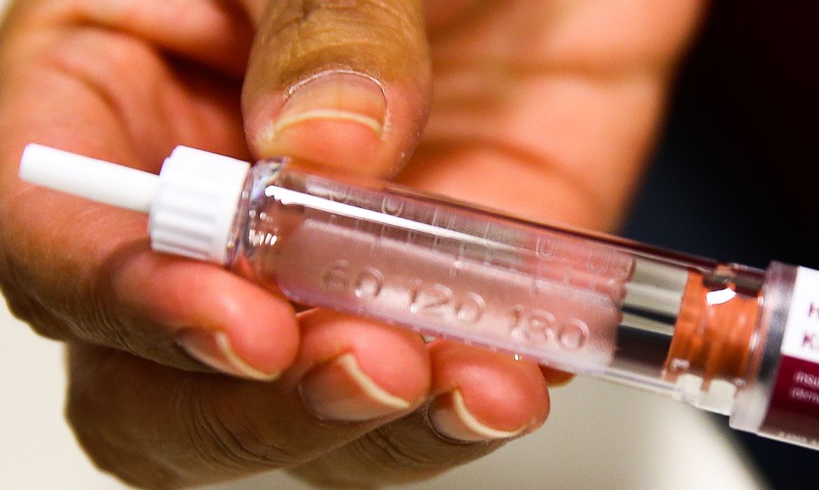 Governo Federal antecipa entrega de 400 mil doses de insulina de ação rápida