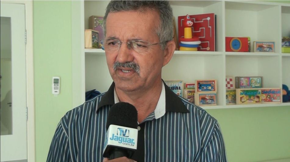 MPCE move duas ações contra ex-prefeito de Pereiro 